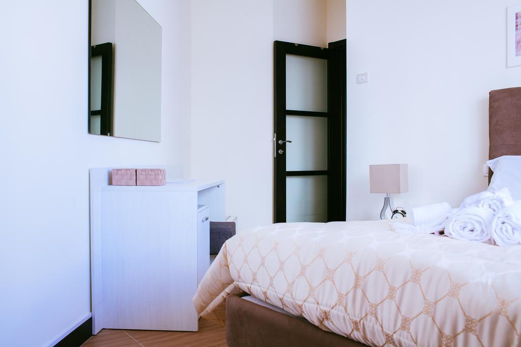 Suite Vittorio Veneto มาเตรา ภายนอก รูปภาพ